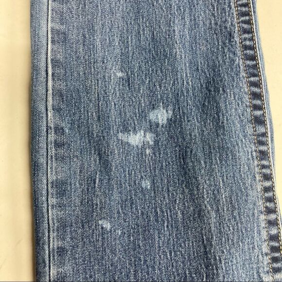 MAURICES Women’s Distressed Jeans‎ Blue Size 10 Long Light Wash, - Picture 8 of 13